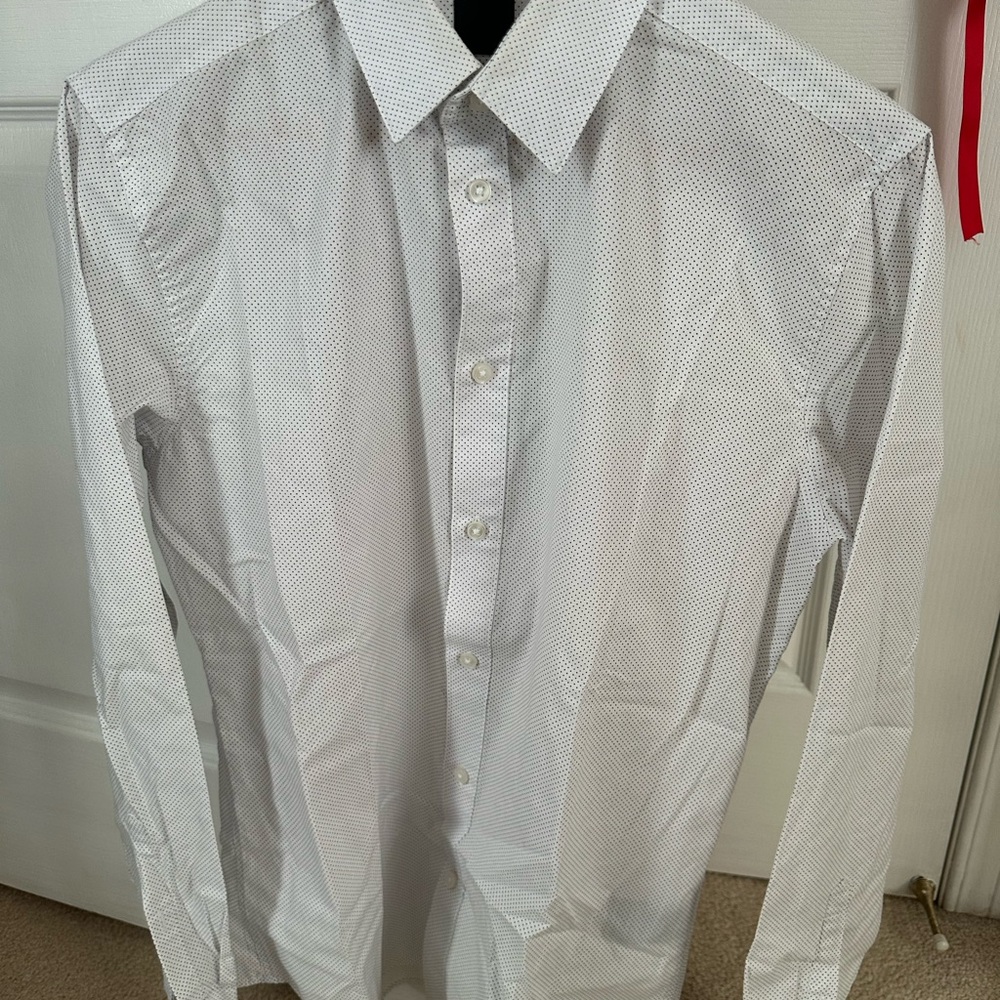 H&M White Dress Shirt with Subtle Micro Dot Pattern - Picture 1 of 3